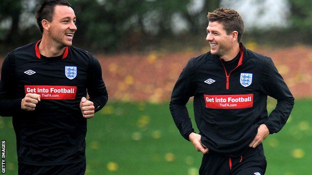 John Terry and Steven Gerrard in England training