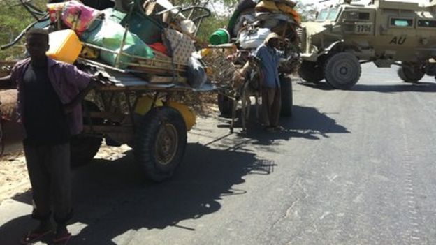 On Somalia's Front Line - BBC News