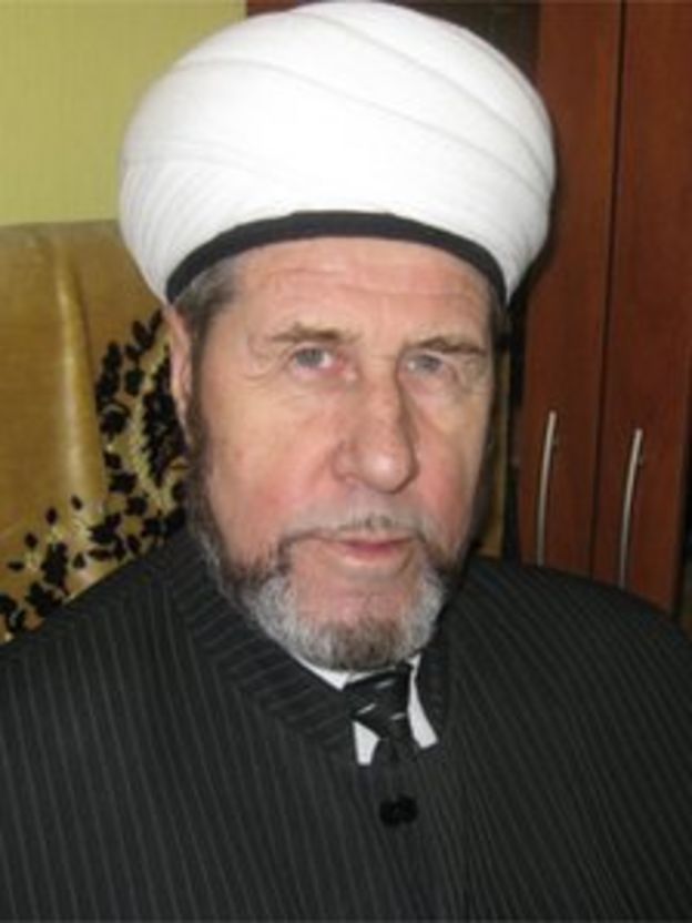 Moscow S Muslims Find No Room In The Mosque Bbc News