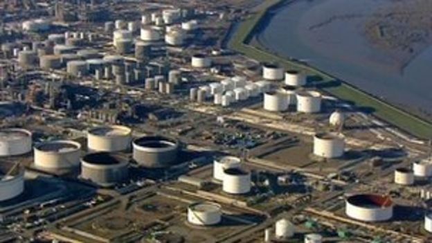 Calls for government to help Coryton oil refinery - BBC News