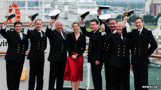 P&O marks 175 years with seven-ship Southampton line-up - BBC News