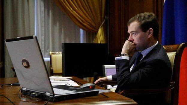 Prime Minister Dmitry Medvedev using a computer