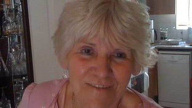 Pamela Wheeler break-in murder: Reward offered - BBC News