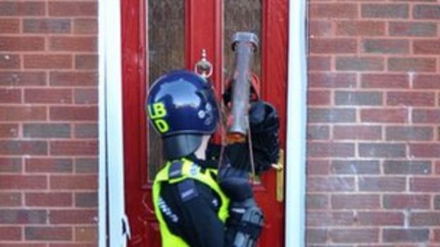 Arrests In Newcastle And North Tyneside Drug Raids - BBC News