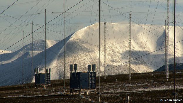 Arctic probe into solar storm sat-nav disruption - BBC News