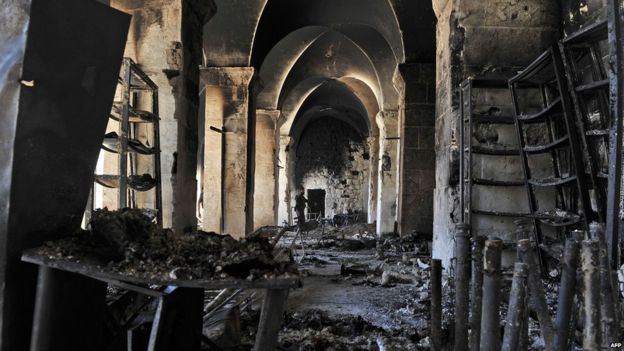 In pictures: Umayyad minaret destroyed in Aleppo battle - BBC News