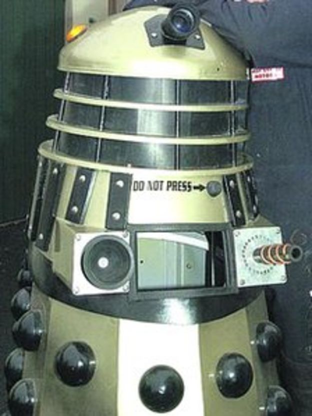 Dalek bin to tackle litter problem in Wiltshire village BBC News