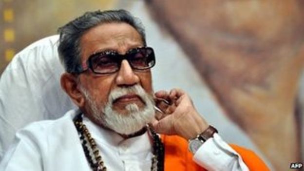 Bal Thackeray funeral: Thousands mourn right-wing leader - BBC News