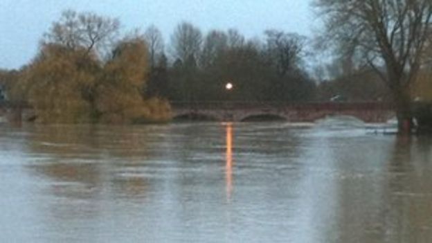 Warwickshire Flooding: Warnings And Alerts Remain In Place - BBC News