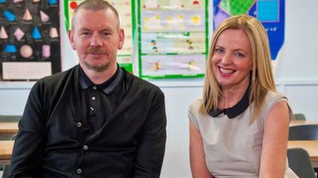 John Gordon Sinclair (Gregory) and Clare Grogan (Susan) returned to Abronhill school in Cumbernauld where they filmed Gregory's Girl