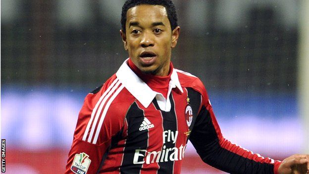 Fulham sign Urby Emanuelson from AC Milan on loan - BBC Sport