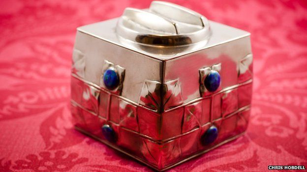 Chris Hobdell Archibald Knox item