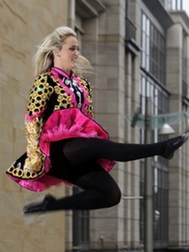 All Scotland Irish Dance Championships staged in Glasgow BBC News