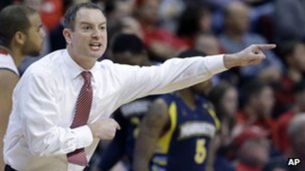 Basketball coach Mike Rice sacked by Rutgers University - BBC News