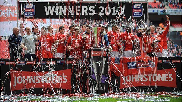 Victorious Crewe Alexandra celebrate at Wembley again