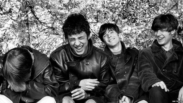 In Pictures: Ian Tilton On Photographing The Stone Roses - Bbc News