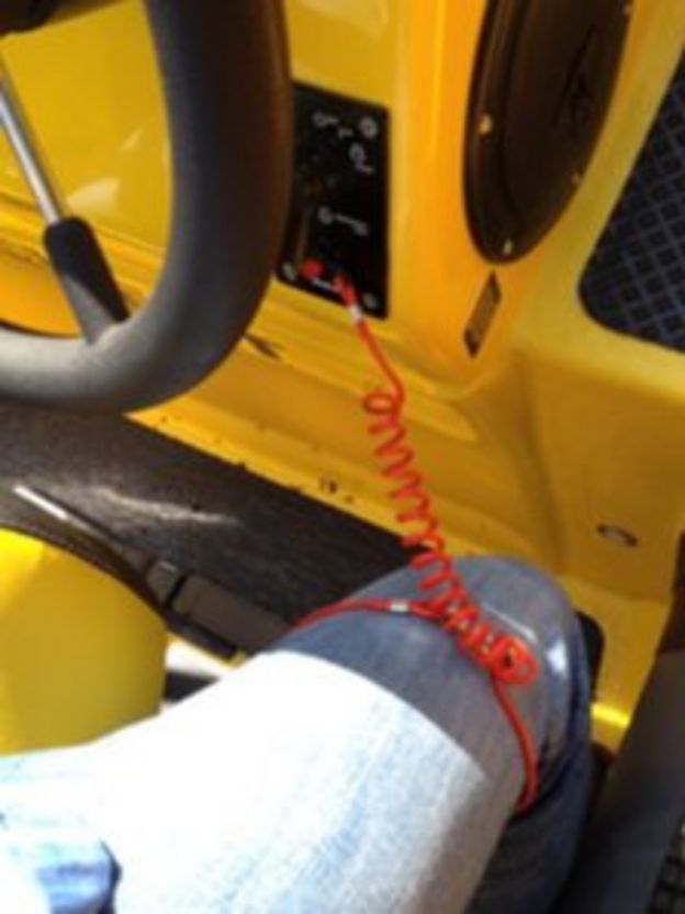 Powerboat 'kill cord complacency' fears BBC News