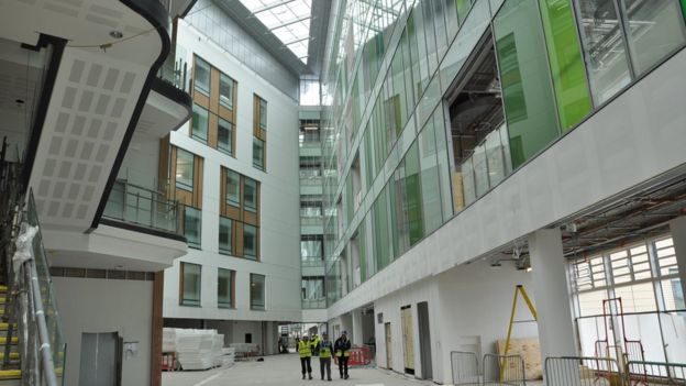 In Pictures: Southmead Hospital Bristol - BBC News