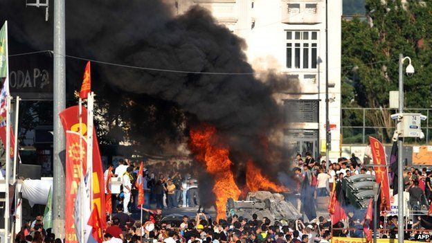 Clashes in Taksim square in Istanbul 3 June 2013