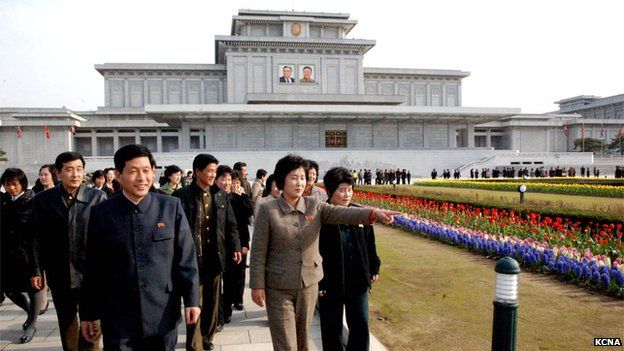 North Koreans visit Kumsusan Palace