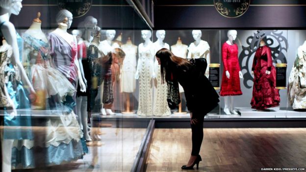 Ulster Museum exhibition fashion from 1730 to 2013 - BBC News