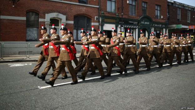 In pictures: Fusilier Lee Rigby full military funeral - BBC News