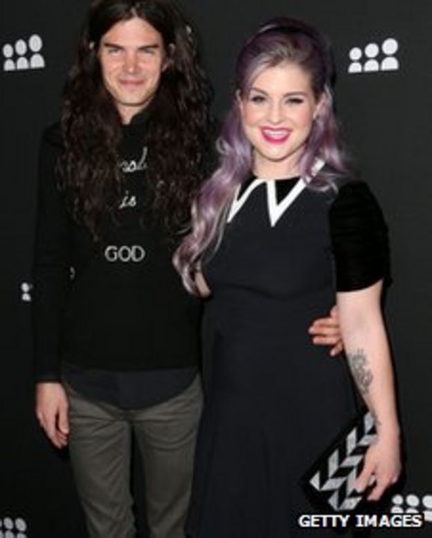 Kelly Osbourne gets engaged to partner Matthew Mosshart BBC News