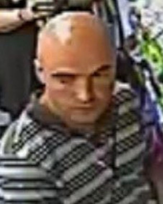 CCTV image of Hyde rape suspect released - BBC News