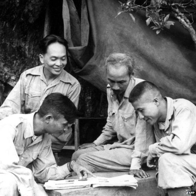 In pictures: Vo Nguyen Giap - BBC News