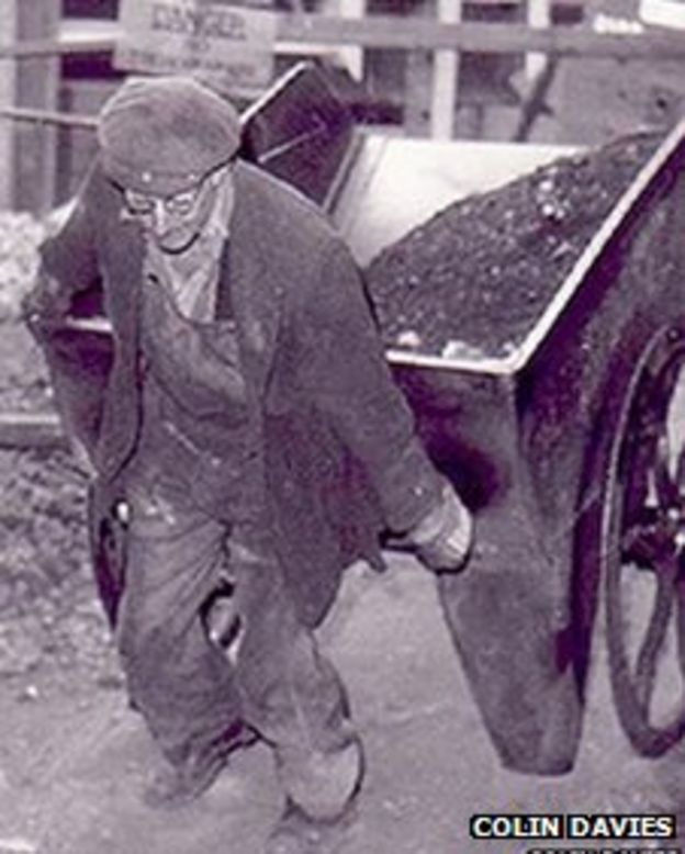 Brymbo Steelworks Heritage Group Gets £97,000 Lottery Boost - Bbc News