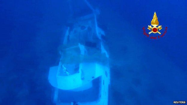Wreckage of migrant boat on the sea bed in video released by the Italian authorities on 4 October 2013
