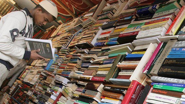 A man reading a Cairo book fair - 2007