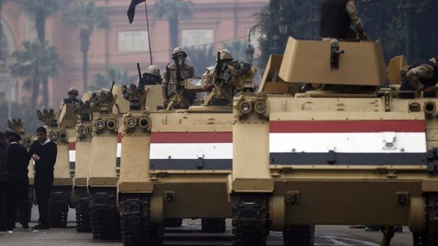 Egyptian army armoured personnel carriers in Tahrir Square (1 December 2013)