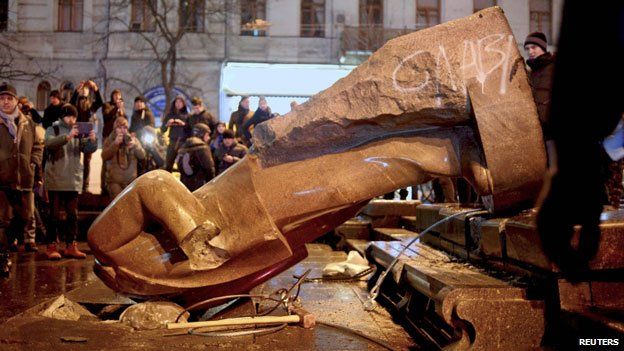 Five Lenin statues in unexpected places