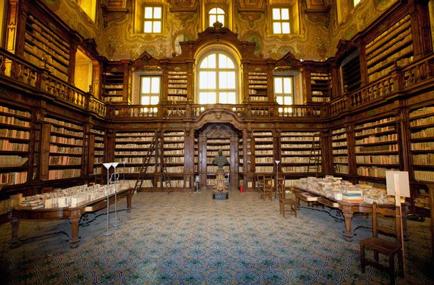 Girolamini library