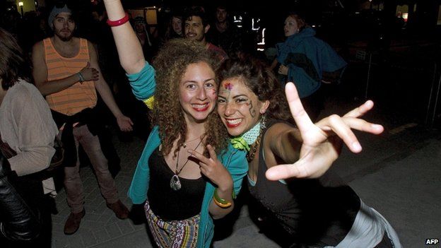 In the New Zealand town of Queenstown, revellers partied ahead of the New Year