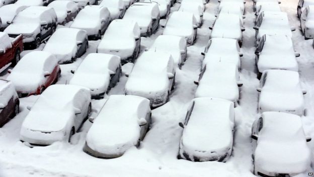 In Pictures Storms Blanket Us North East With Snow Bbc News