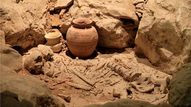Grave from Dilmun period in Bahrain National Museum