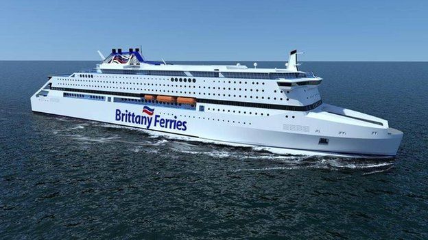 Portsmouth-to-Spain gas-powered ferry to be built - BBC News