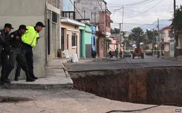 San Antonio sinkhole