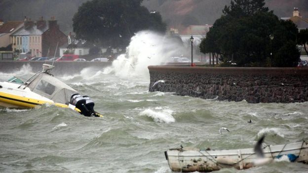 Channel Islands hit by storm force winds - BBC News
