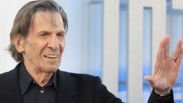 Leonard Nimoy reveals he has lung disease - BBC News