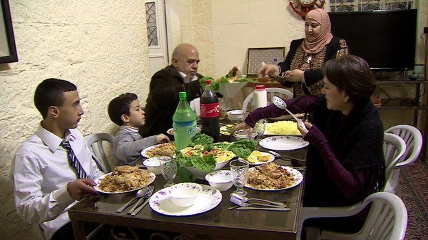 Ruth Ebenstein eats with Ibtisam Erekat's family
