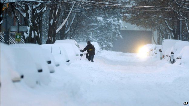 US killer winter storm marches north - BBC News