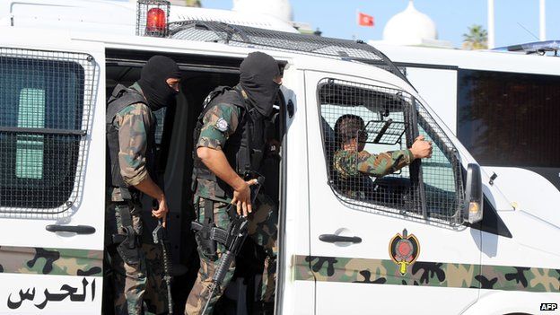 Forces from Tunisia's National Guard