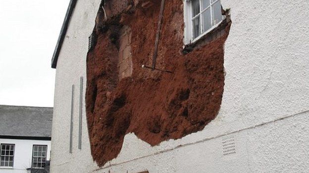 Cob wall collapse. Pic: Mid Devon Council