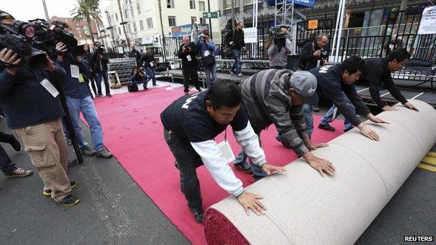 Oscars - red carpet preparations