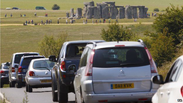Summer traffic on the A303