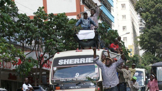 Taxi operators protest in Nairobi (5 March 2013)