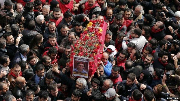 Mourners carry the coffin of Berkin Elvan during funeral ceremony in Istanbul